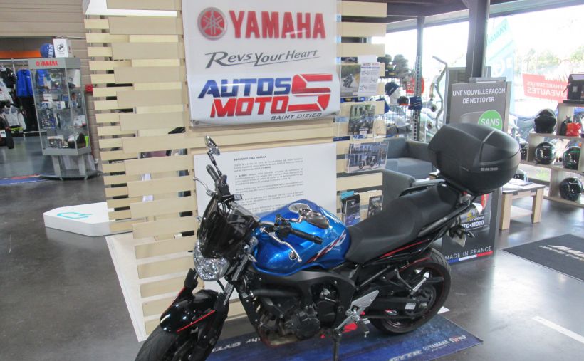 YAMAHA 600 FZ 6 2