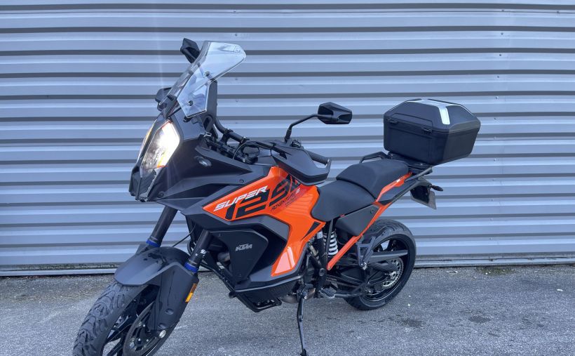 KTM 1290 SUPER ADVENTURE S 8