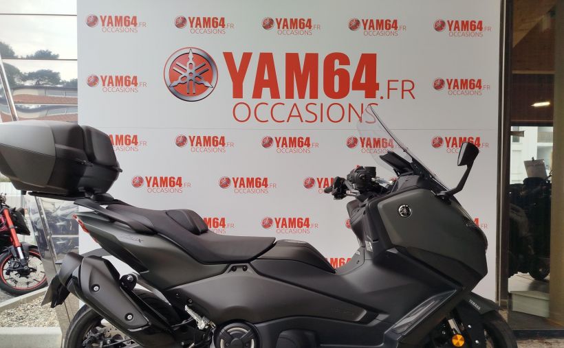 YAMAHA XP T-MAX 560 0