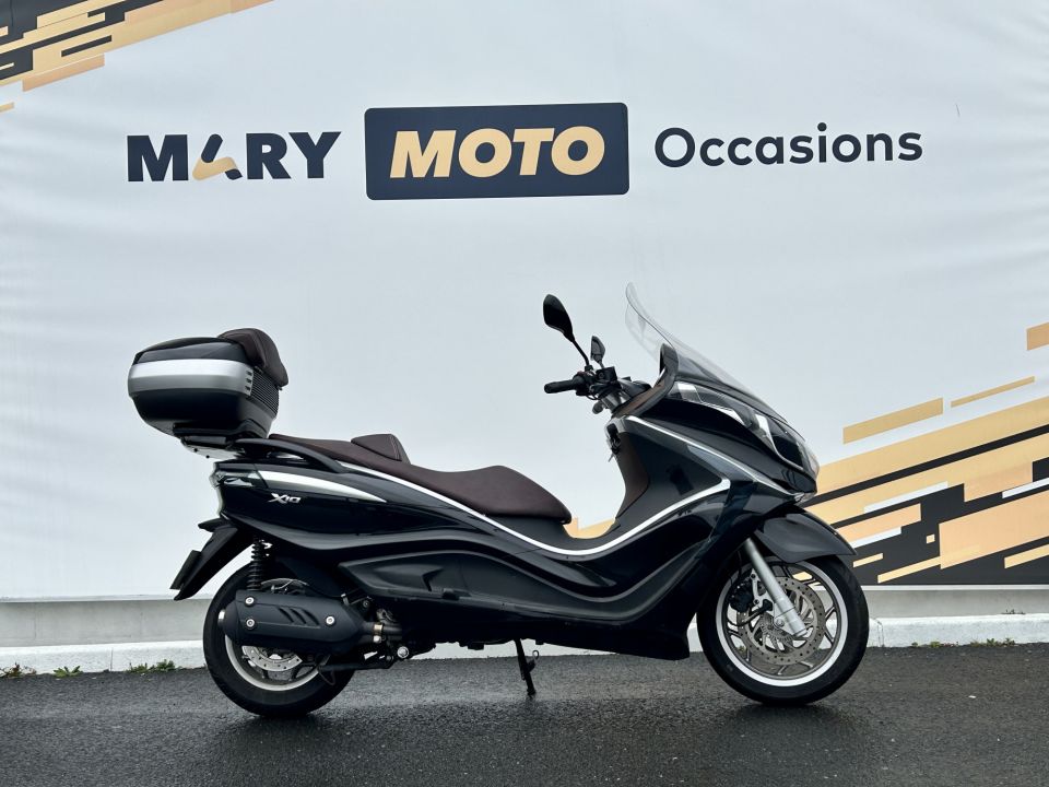 PIAGGIO X10 125 EXECUTIVE 39