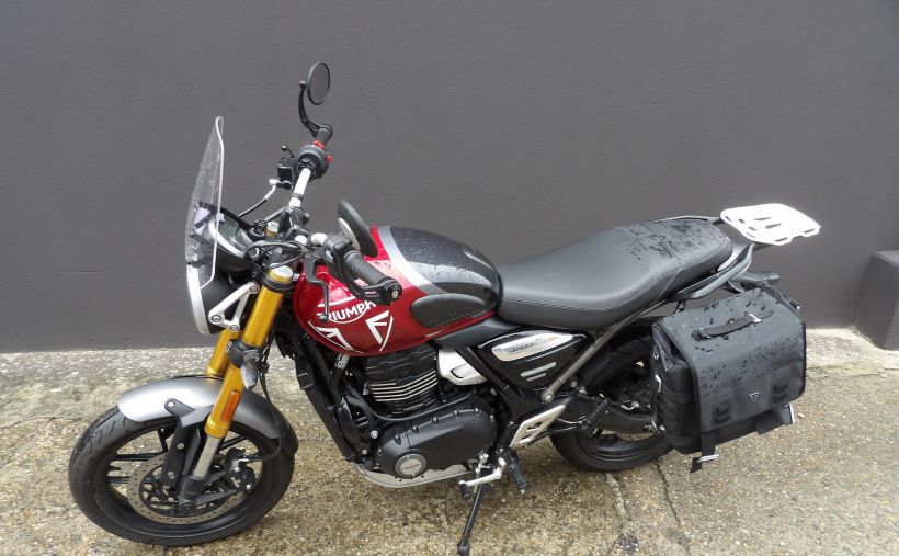 TRIUMPH SPEED 400 4