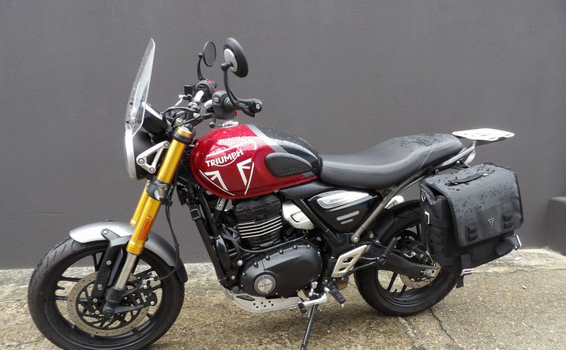 TRIUMPH SPEED 400 6