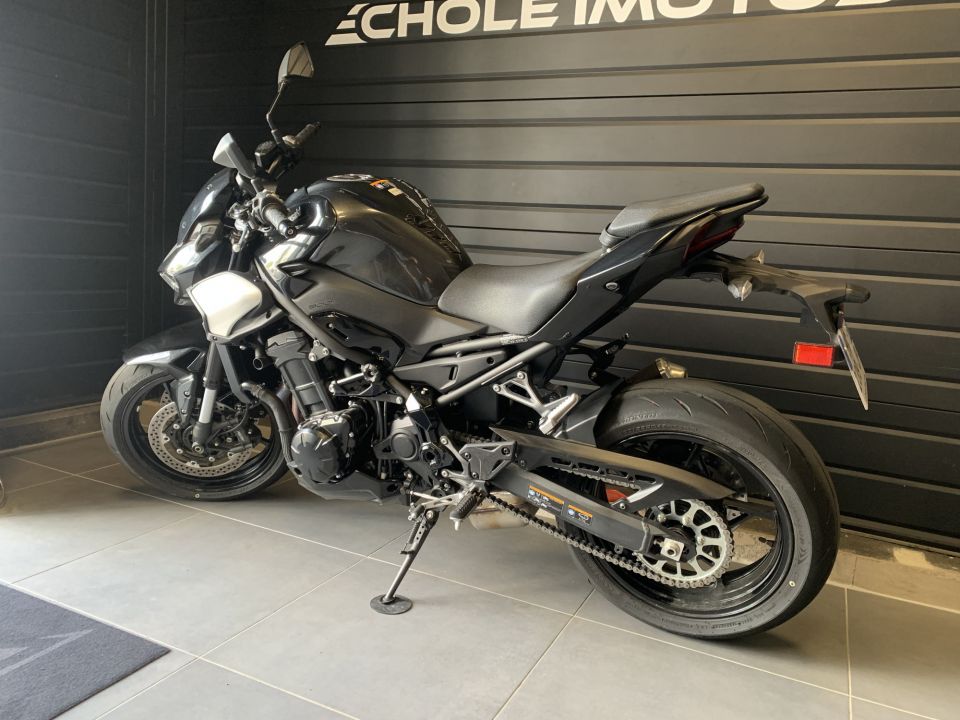 KAWASAKI Z 900 8