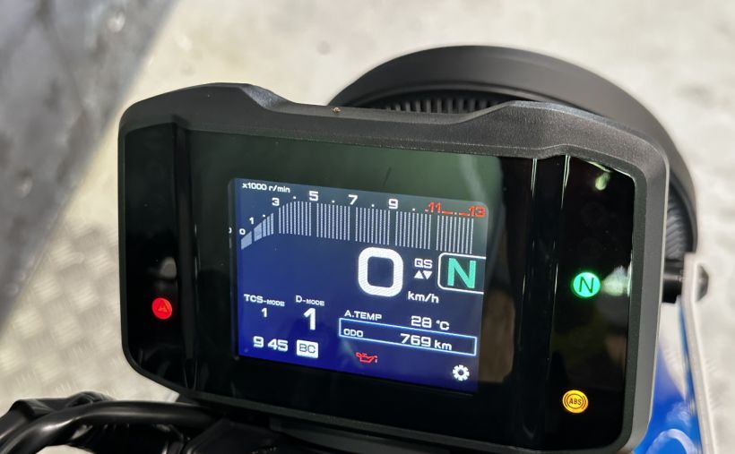 YAMAHA XSR 900 3