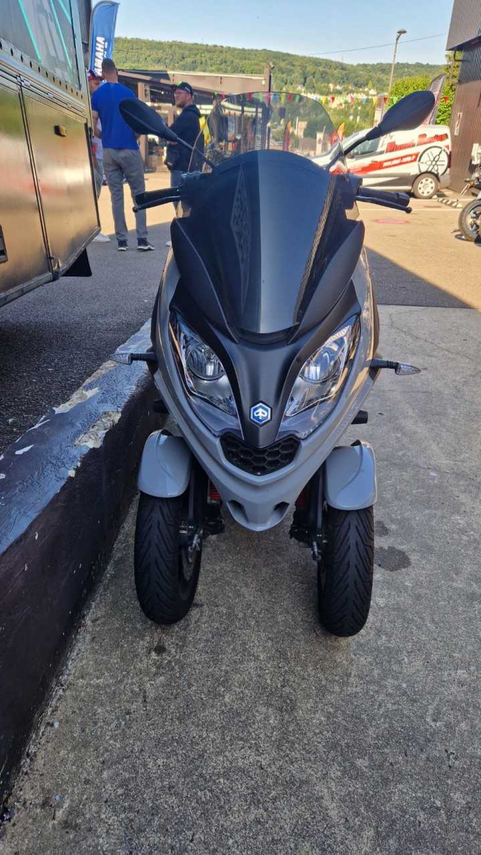 PIAGGIO MP3 300 HPE ABS ASR 1