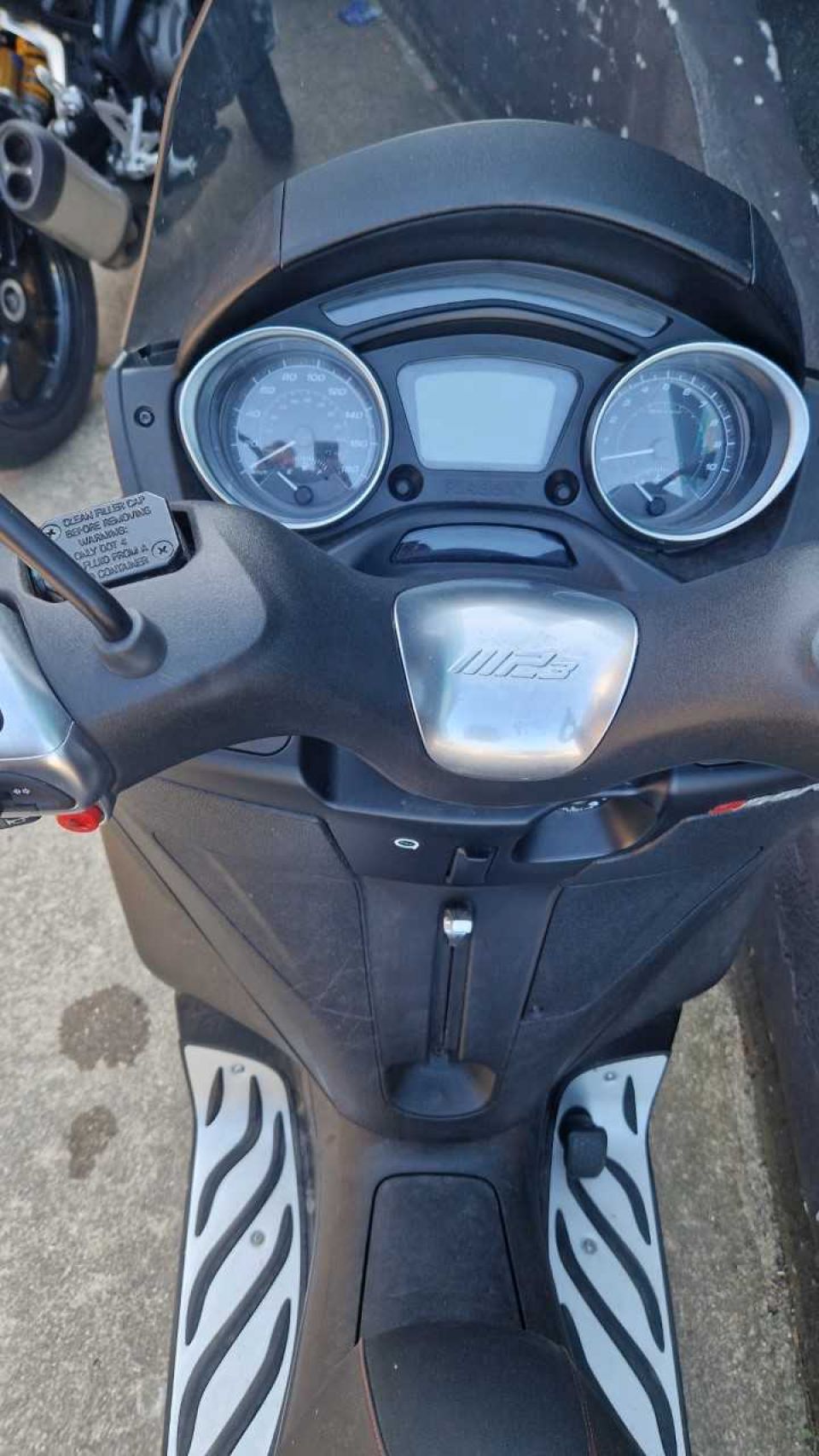 PIAGGIO MP3 300 HPE ABS ASR 2