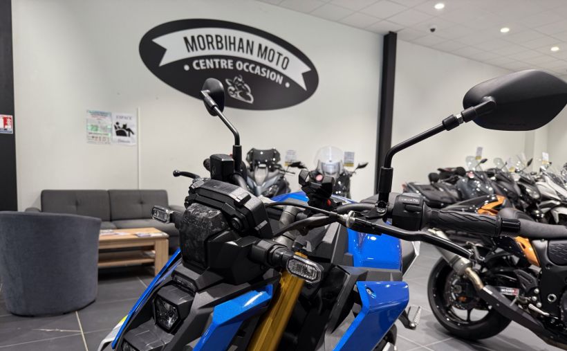 SUZUKI GSX-S 1000 4