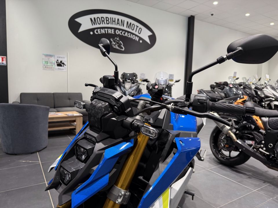 SUZUKI GSX-S 1000 20