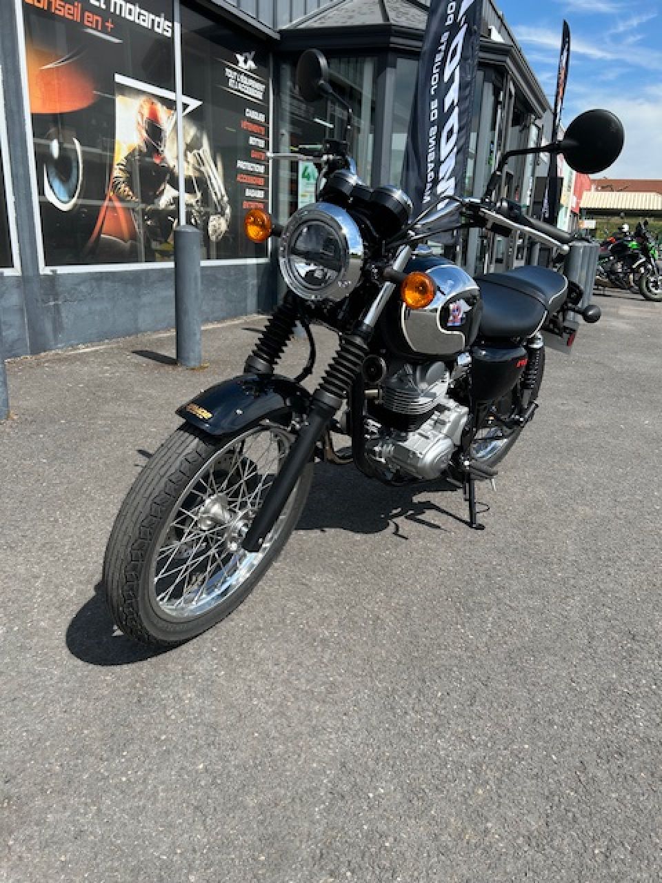 KAWASAKI S1 MACH 1 7