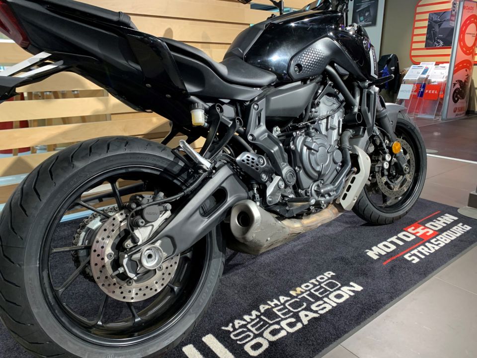 YAMAHA MT-07 PURE 35KW 1