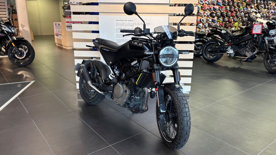 HUSQVARNA SVARTPILEN 401 0