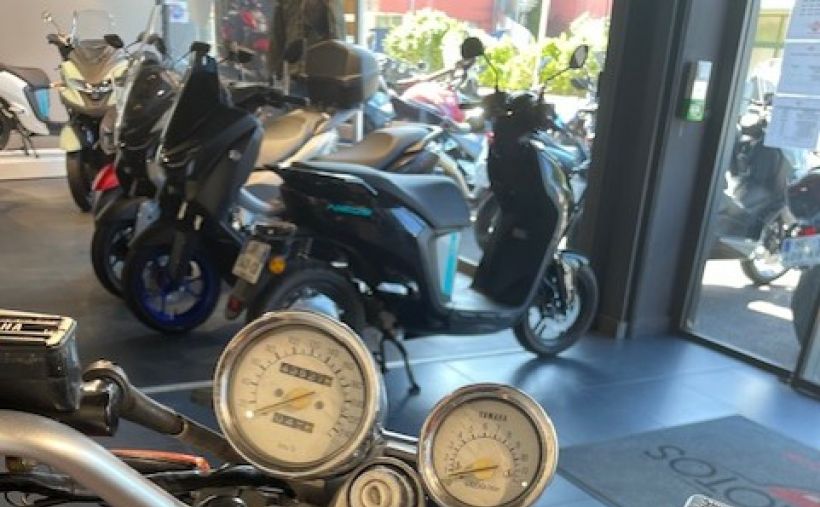 YAMAHA FZX FAZER 4