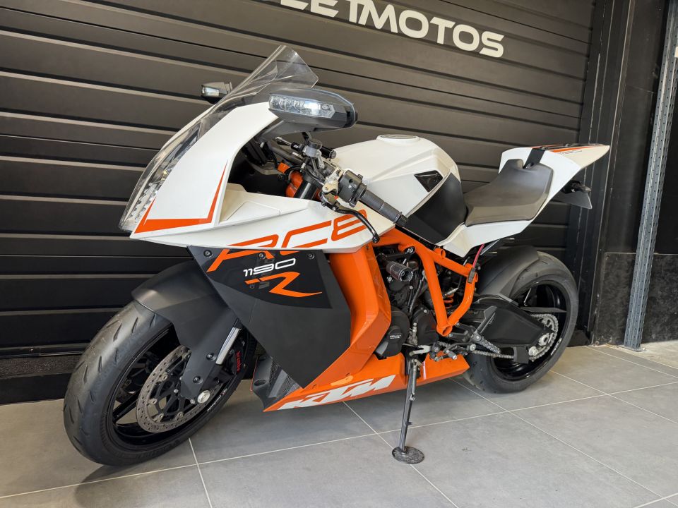 KTM RC8 R 16