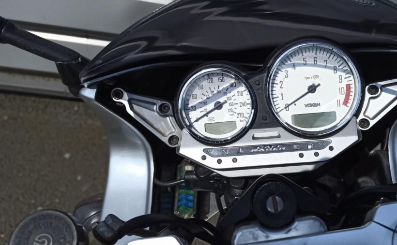 VOXAN CAFE RACER 2