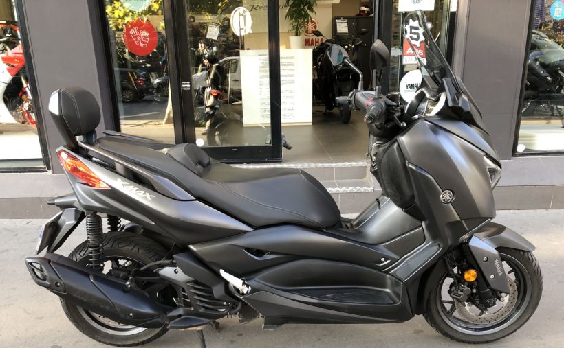 YAMAHA XMAX 125 5