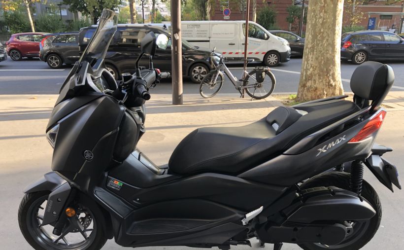 YAMAHA XMAX 125 25