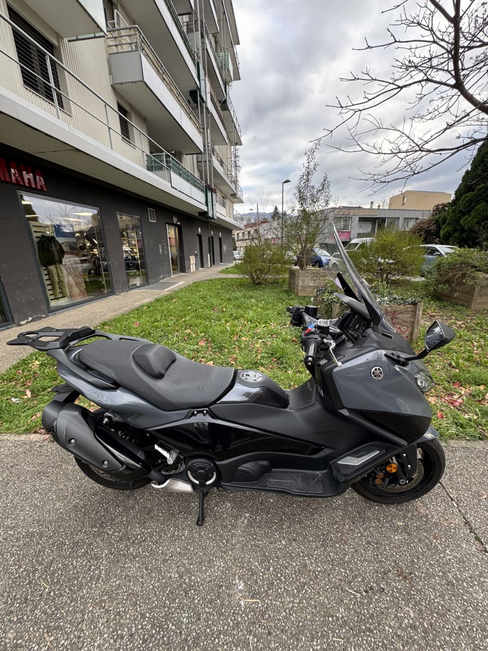 YAMAHA XP T-MAX 560 TECH MAX 1