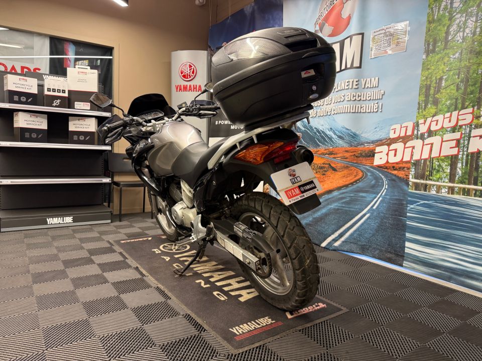 HONDA VARADERO 125 7