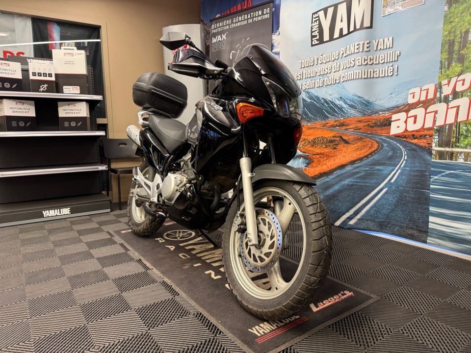 HONDA VARADERO 125 1