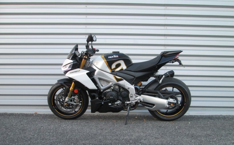 APRILIA TUONO 1100 V4 FACTORY 24