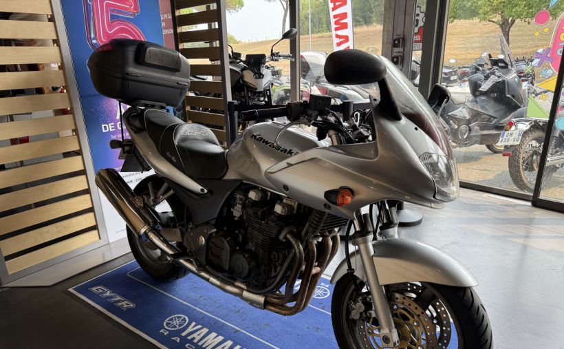KAWASAKI ZR-7 S 3