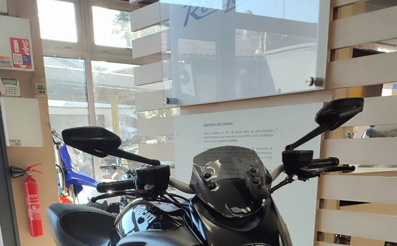 DUCATI DIAVEL 2