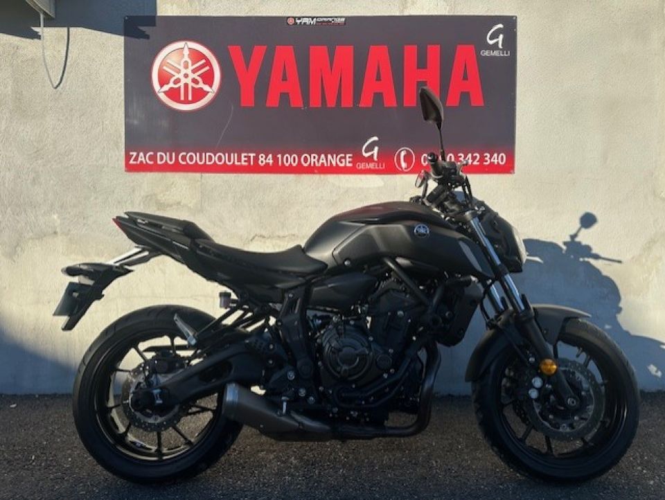 YAMAHA MT-07 0