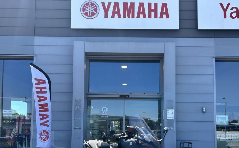 YAMAHA XP T-MAX 560 TECH MAX 13
