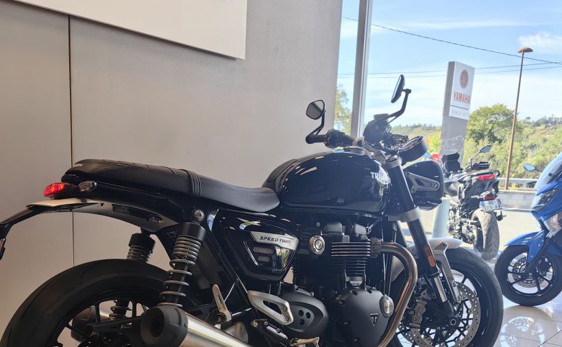 TRIUMPH SPEED TWIN 1200 4