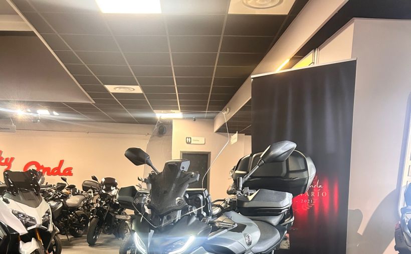 YAMAHA TRACER 9 0