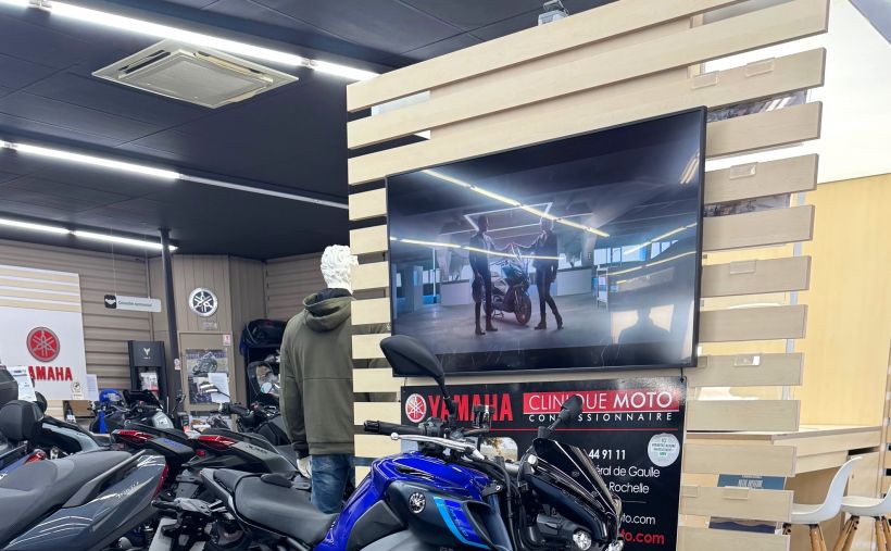 YAMAHA MT-10 1