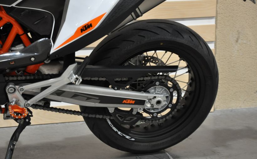 KTM 690 SMC R 9