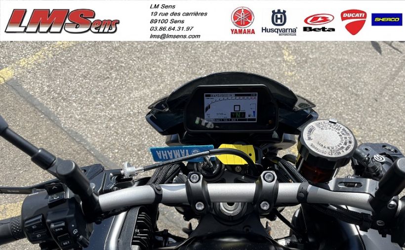 YAMAHA MT-10 1