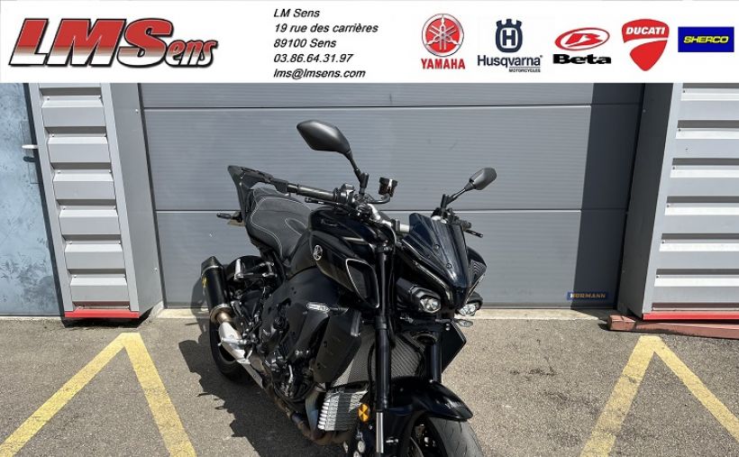 YAMAHA MT-10 2