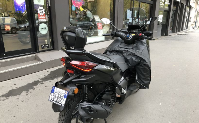 YAMAHA XMAX 125 TECH MAX 10