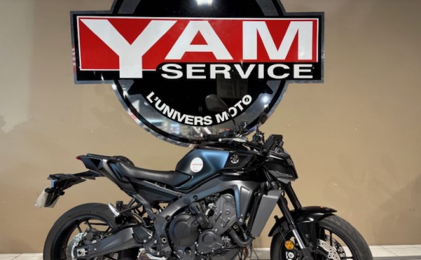 YAMAHA MT-09  Y-AMT 0