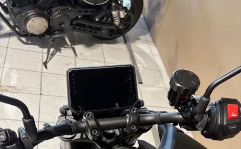 YAMAHA MT-09  Y-AMT 2