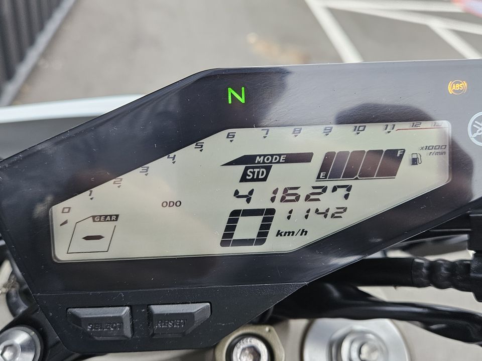 YAMAHA MT-09 STREET R. 30