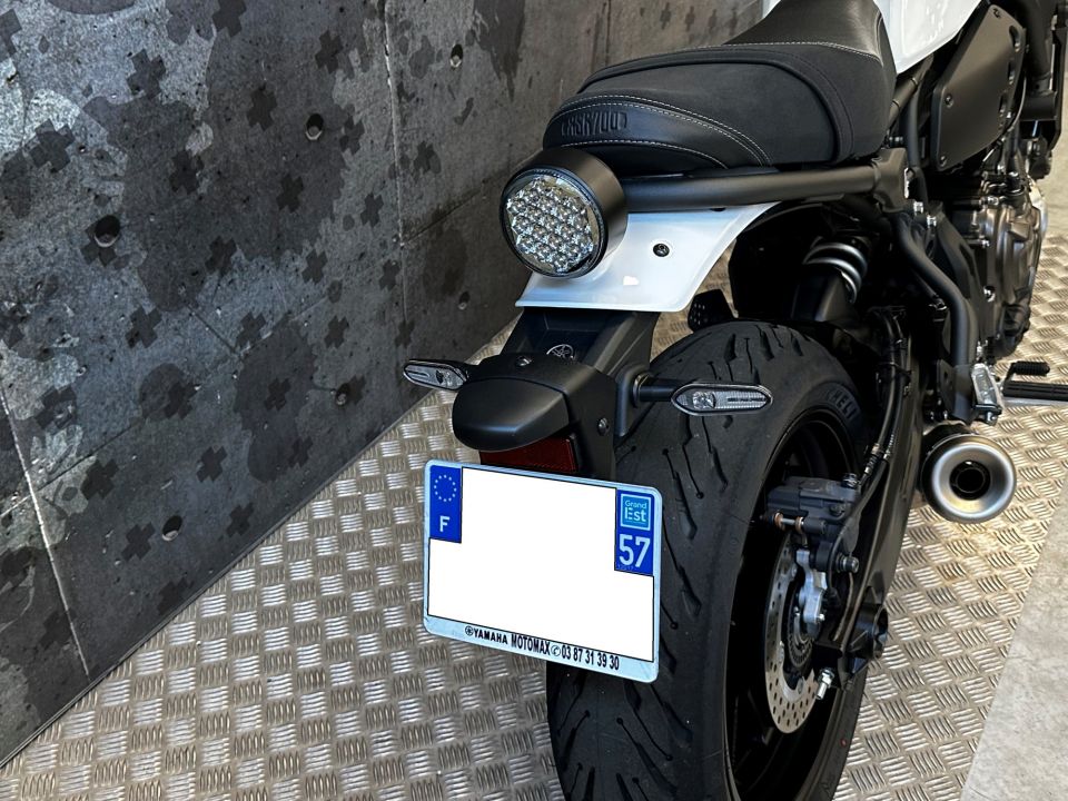 YAMAHA XSR 700 ABS 18