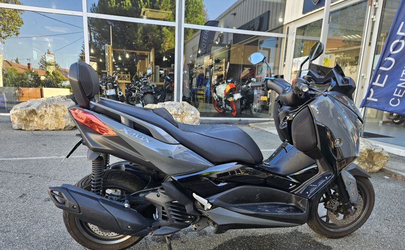 YAMAHA X-MAX 125 TECH MAX 0