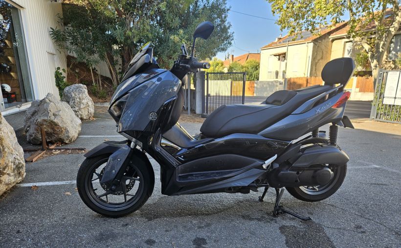 YAMAHA X-MAX 125 TECH MAX 2
