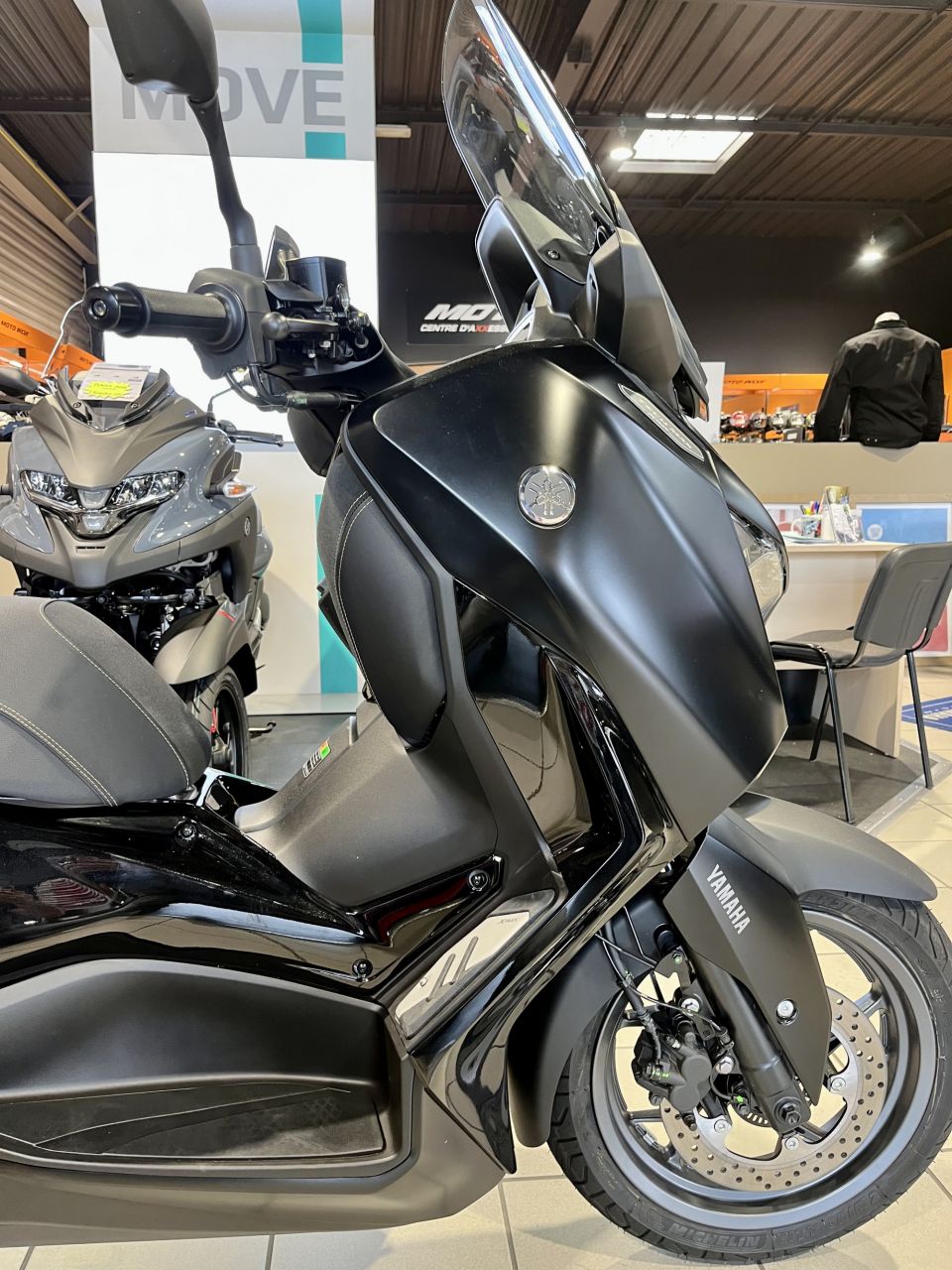 YAMAHA XMAX 300 Tech Max 10