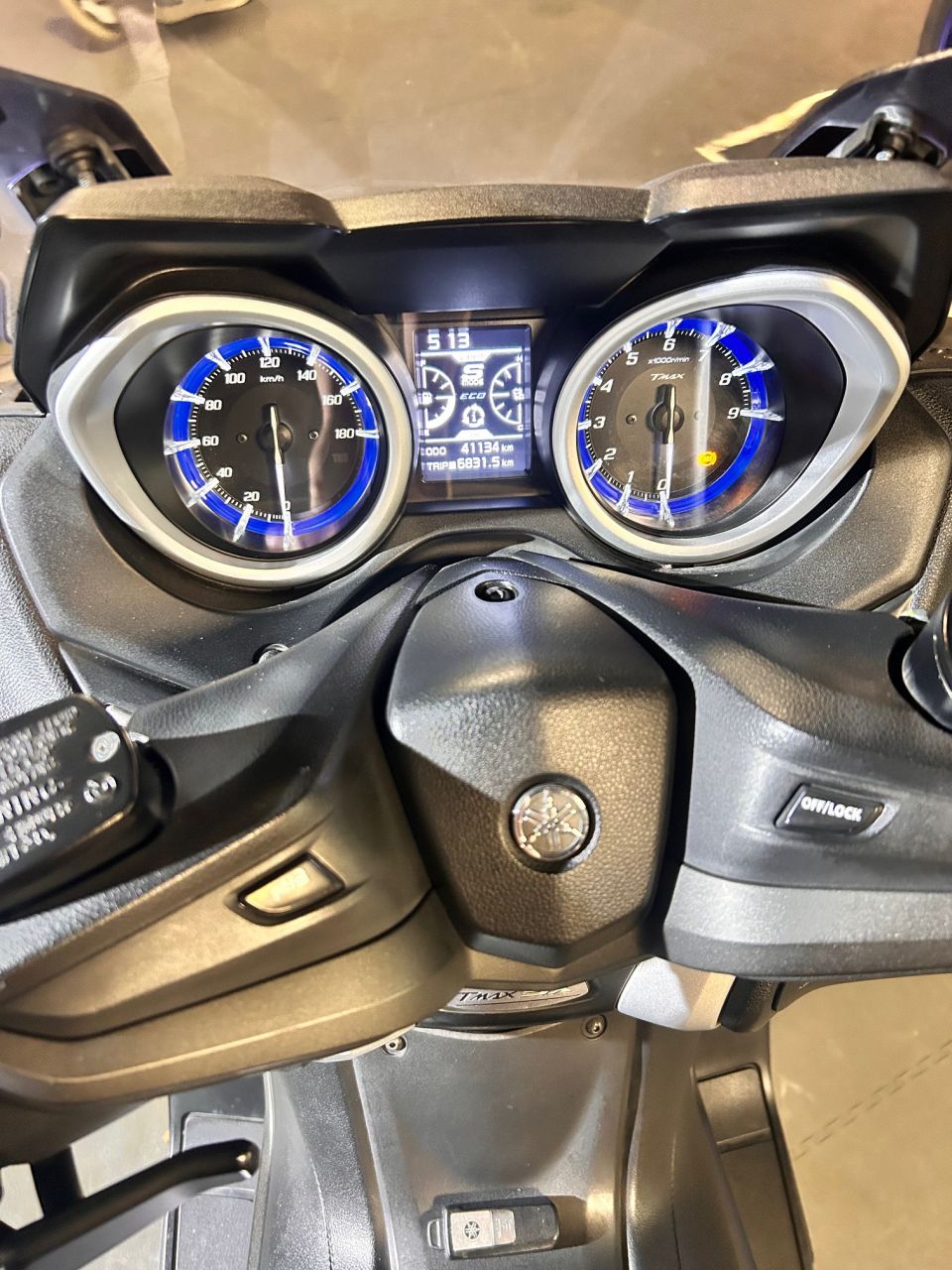 YAMAHA XP T-MAX 530 SX 2