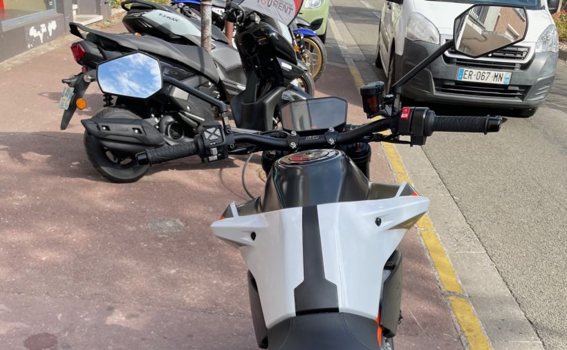 KTM 890 DUKE R 3