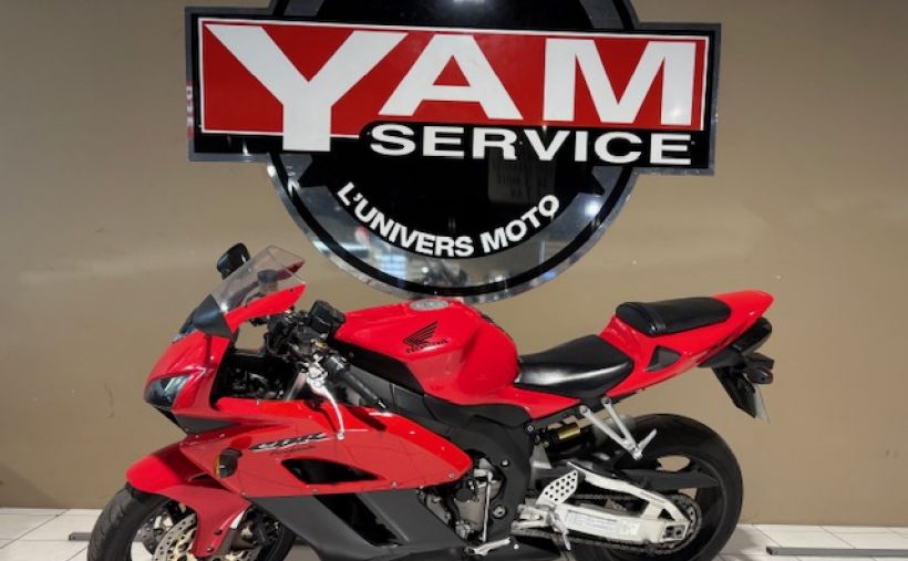 HONDA CBR 1000 RR FIREBLADE 1