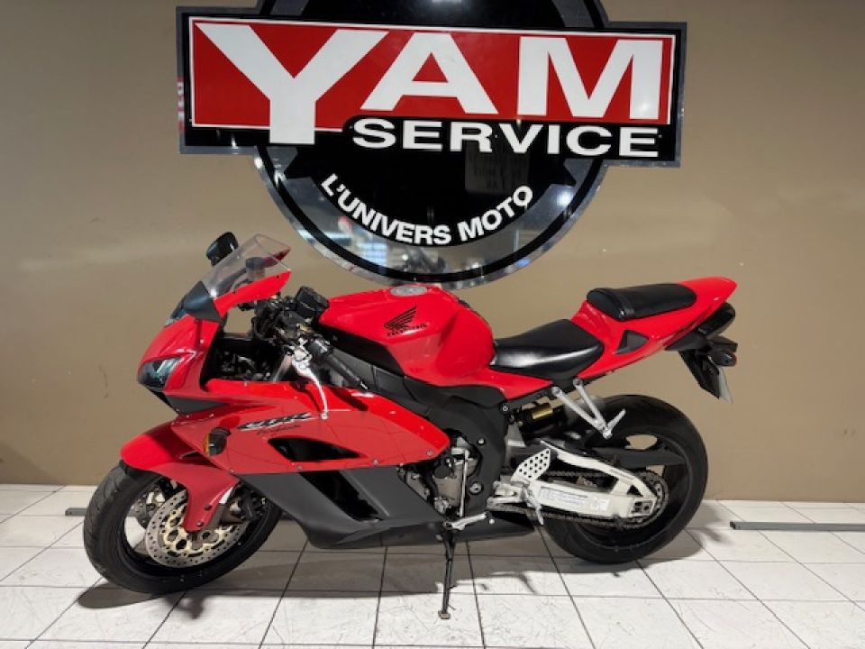 HONDA CBR 1000 RR FIREBLADE 1