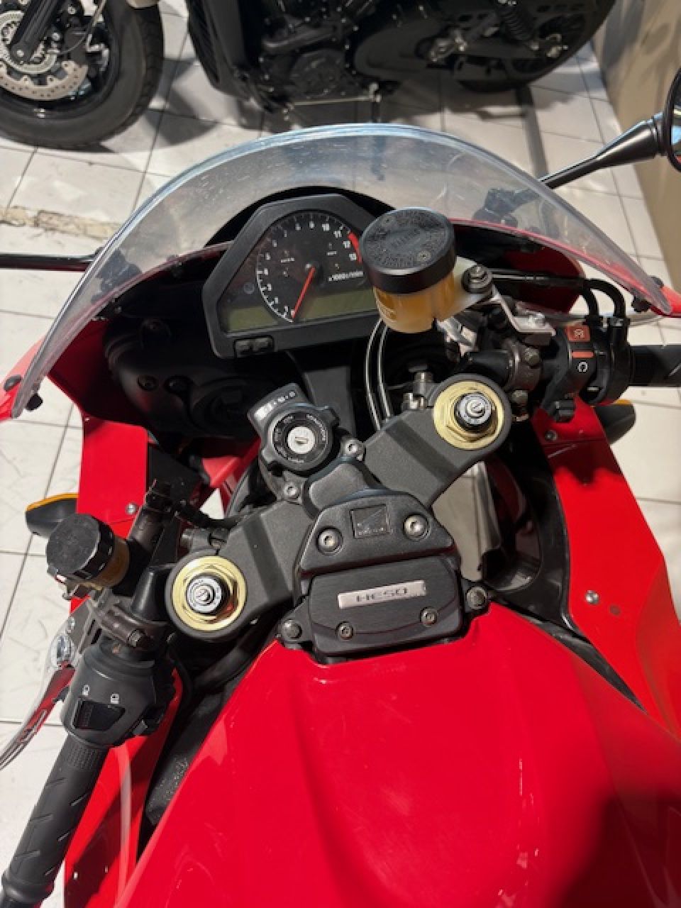 HONDA CBR 1000 RR FIREBLADE 2