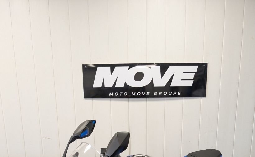 SUZUKI GSX-8R 3