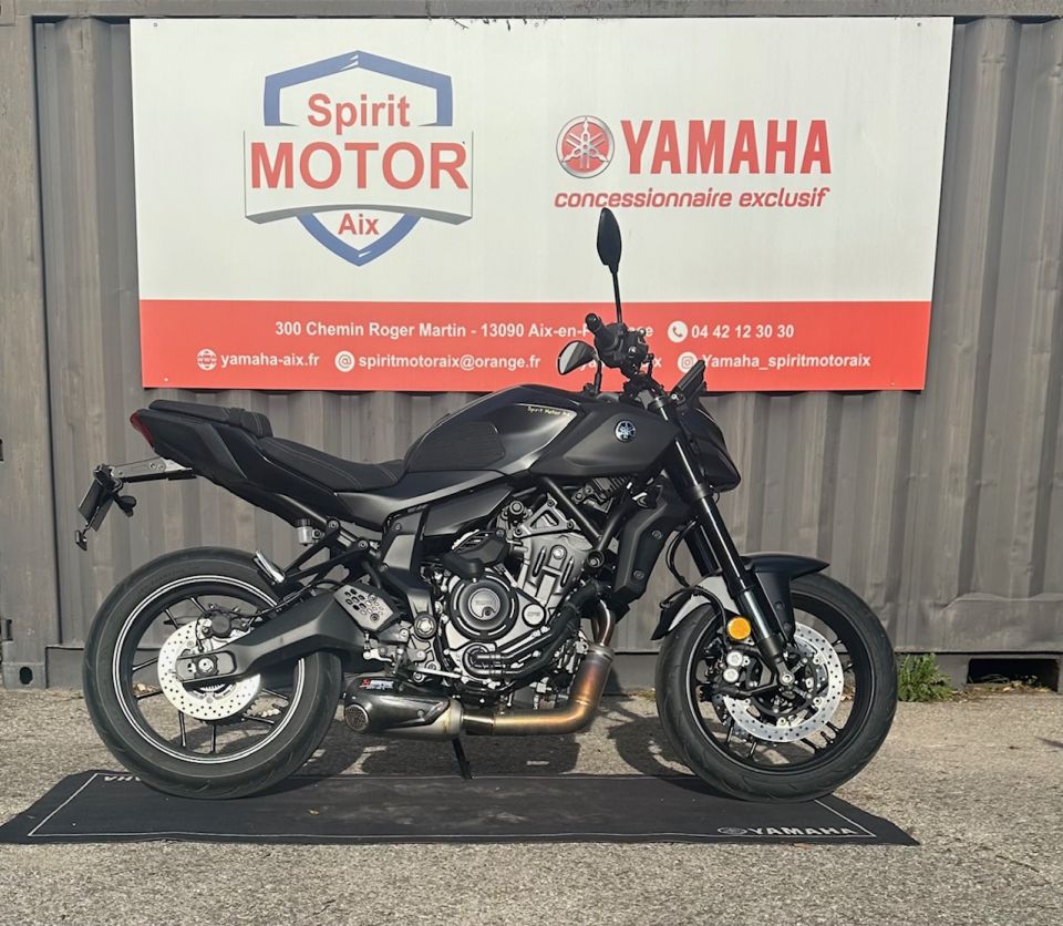 YAMAHA MT-07 Y-AMT 2