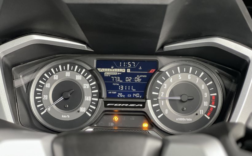 HONDA NSS FORZA 300 7